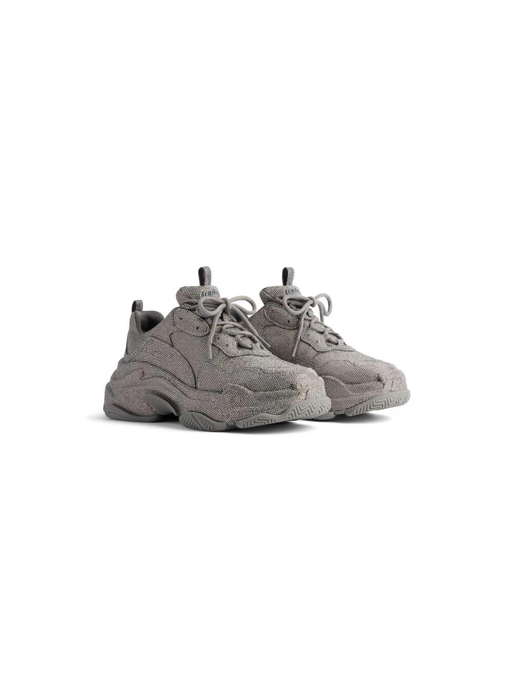 Balenciaga Triple S Sneakers(PLEASE REQUEST YOUR SIZE BEFORE PURCHASING) - Picture 1 of 3